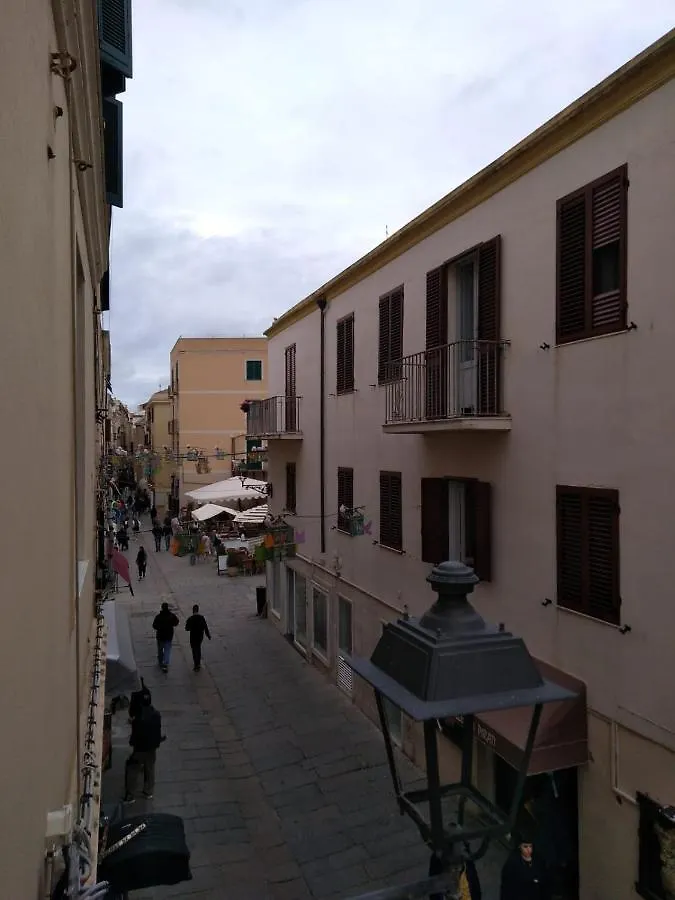 Gasthuis Piazza Ginnasio Affittacamere Alghero